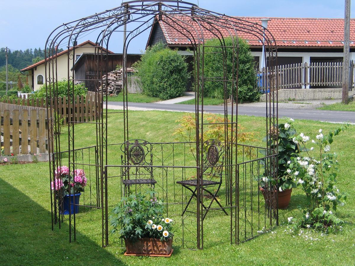 Naderhirn - Bauernhof *